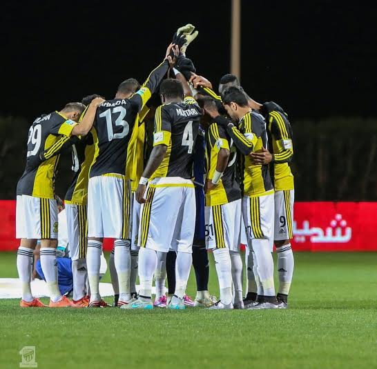 بعد إعلان انسحاب #الحزم .. #الاتحاد يتأهل لنصف نهائي كأس الملك