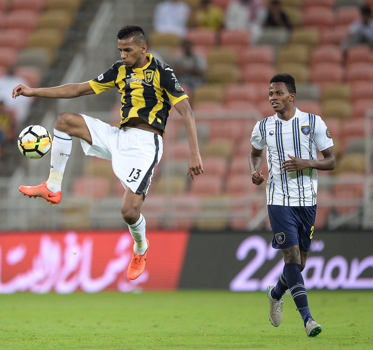 جماهير الاتحاد تُشعل تويتر بعد خماسية التعاون