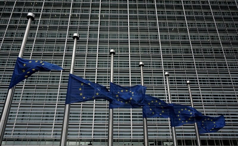 الاتحاد الأوروبي يُمَدَّدَ عقوباته على روسيا بسبب جزيرة القرم