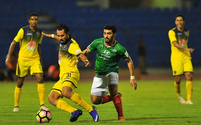 الدوري السعودي .. تعرَّف على تشكيل مباراة الاتفاق والتعاون