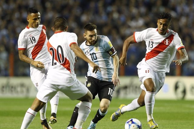 بالفيديو.. لقطة تحظى بإشادة الجماهير في مباراة الأرجنتين والبيرو