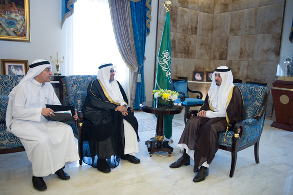 الأمير مشعل بن عبدالله يوجه بتكثيف الإجراءات الوقائية من “كورونا”