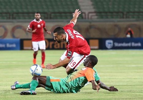 بالفيديو.. وسط أداء مُخيب للجماهير.. انتهاء مباراة الأهلي وزيسكو بالتعادل