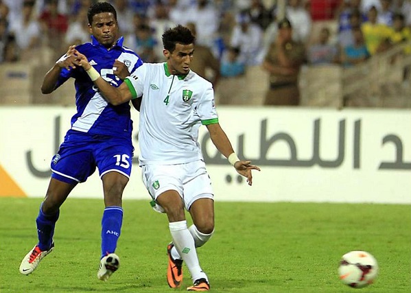 طاقم تحكيم مجري يدير مباراة “الأهلي” و”الهلال”