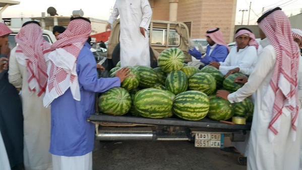 الغذاء والدواء تطمئن الجميع: البطيخ آمن ولا وجود للمبيدات