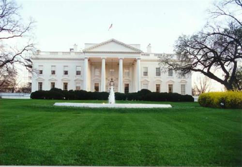 بالفيديو.. سر تسمية البيت الأبيض وعدد الغرف التي يحتويها