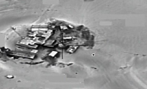 15 غارة للتحالف على محيط عدن والحوثي يعوق سفينة إغاثة