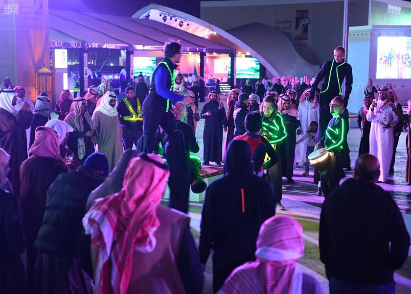 استعراضات بهلوانية بلمسات عربية في مشاركة هيئة الترفيه بمهرجان الملك عبدالعزيز لمزايين الإبل