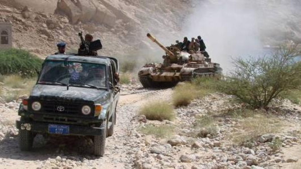 اليمن.. الجيش يتقدم نحو صنعاء والتحالف يدك الحوثي