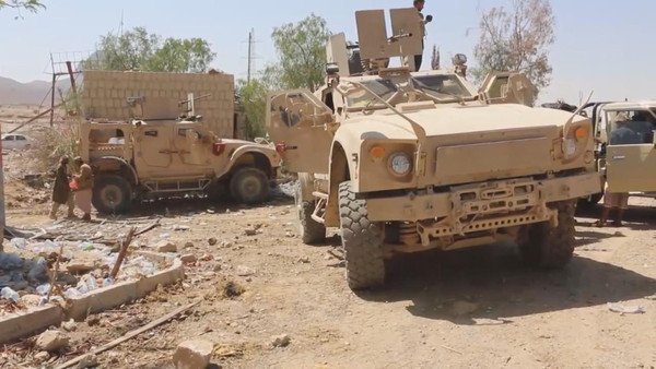 مقتل 10 جنود يمنيين بهجوم انتحاري في لحج