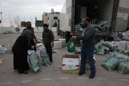 بالصور.. الحملة الوطنية توزع مساعدات إغاثية على 8510 سوريين