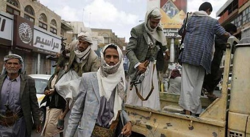 الحوثيون يشنون حملة مداهمة لمساجد يريم في محافظة اب