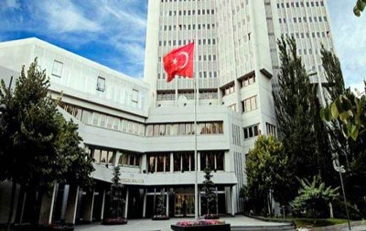الخارجية التركية: مقتل أكثر من 290 شخصًا خلال المحاولة الانقلابية الفاشلة