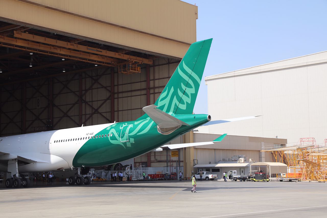 اتفاقية لتدريب وتوظيف السعوديين في مجال صيانة الطائرات