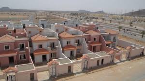 طرح 5500 شقة سكنية بمشروع الإسكان على طريق الدمام – الرياض