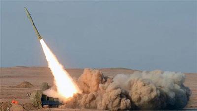 التصدي لصاروخ فوق خميس مشيط أطلقته ميليشيات الحوثي