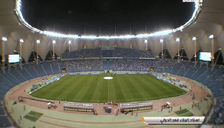 تعادل سلبي بين الهلال والنصر في الشوط الأول.. والنصراويون: عك كروي !