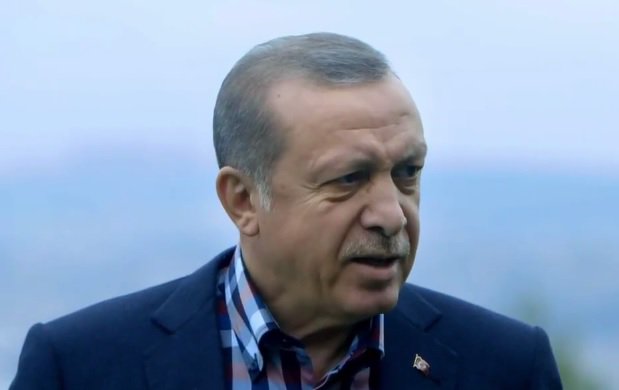 أنقرة تستدعي سفير السويد احتجاجًا على إهانة أردوغان
