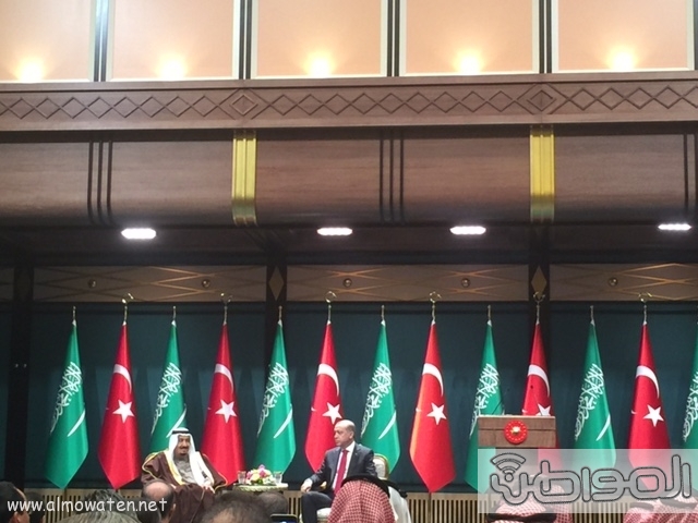 الرئيس التركي يستقبل الملك ‫(1)‬