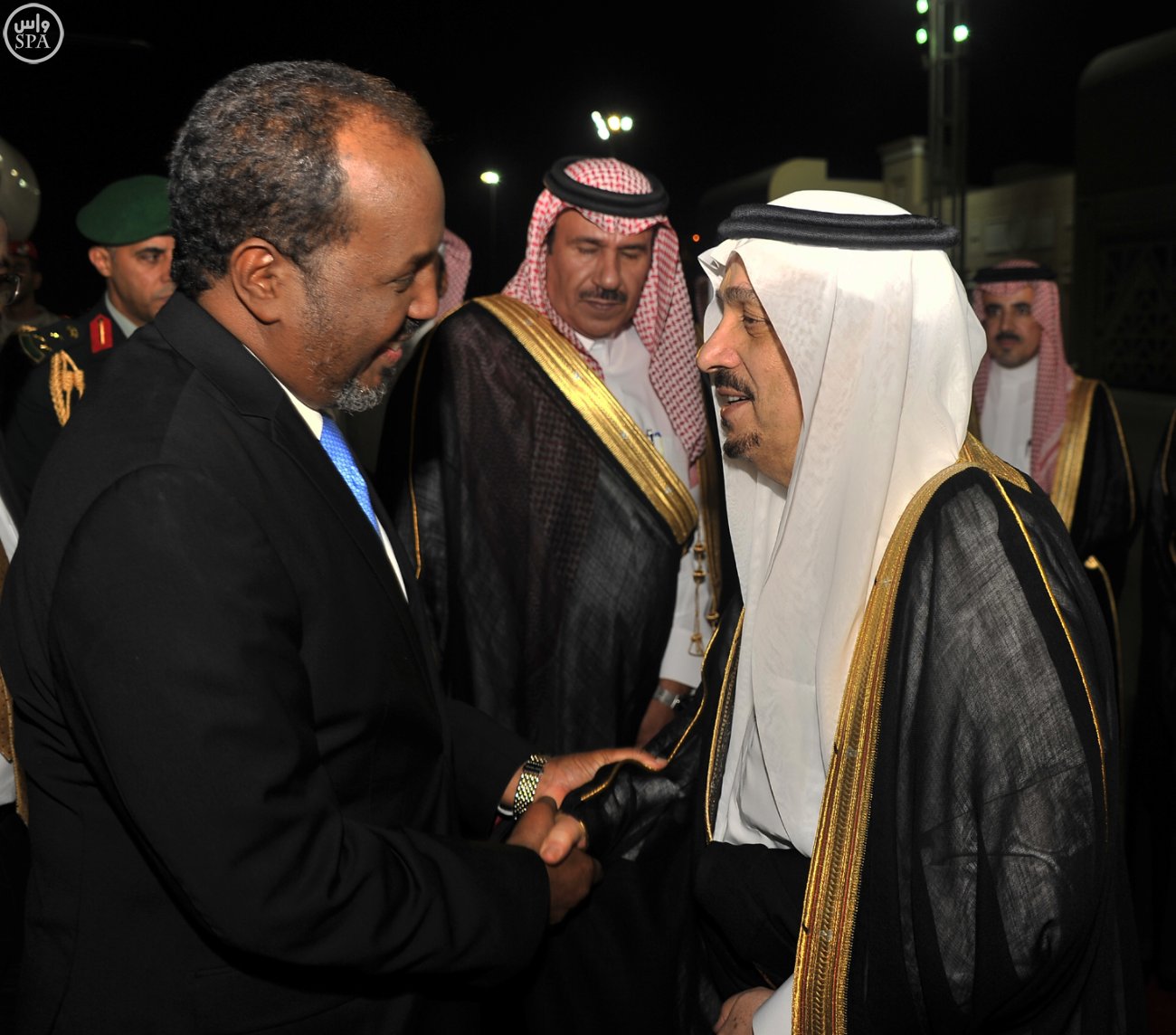 الرئيس الصومالي يصل #الرياض في زيارة للمملكة