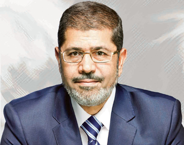 “مرسي” بعد لقائه 4 محامين: لا أعرف مكان محبسي