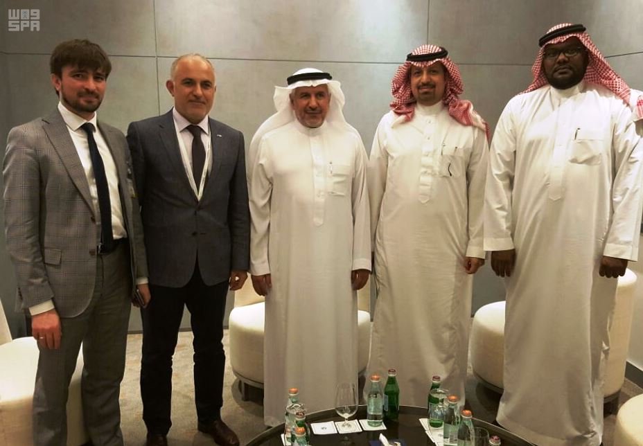 الربيعة يُناقش تطوير العمل الإغاثي مع رئيس الهلال الأحمر التركي