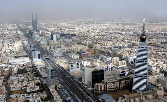 القوة الأمنية المشتركة بـ #الرياض تضبط عدداً من العمالة الوافدة المشتبه بها