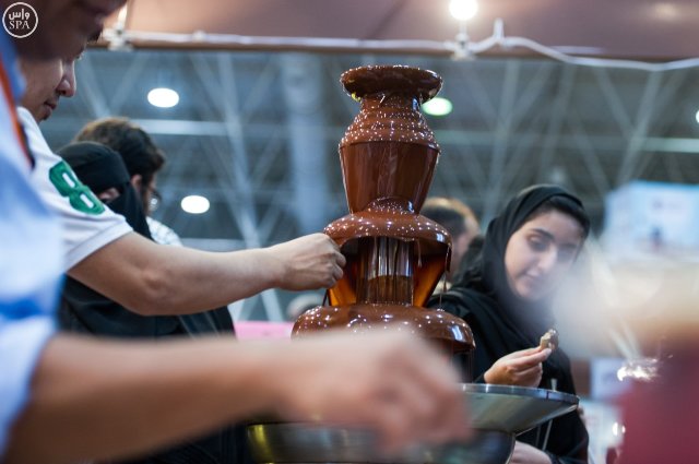 السعوديات يبدعن في الدورة الثانية لمعرض #القهوة و #الشوكولاتة
