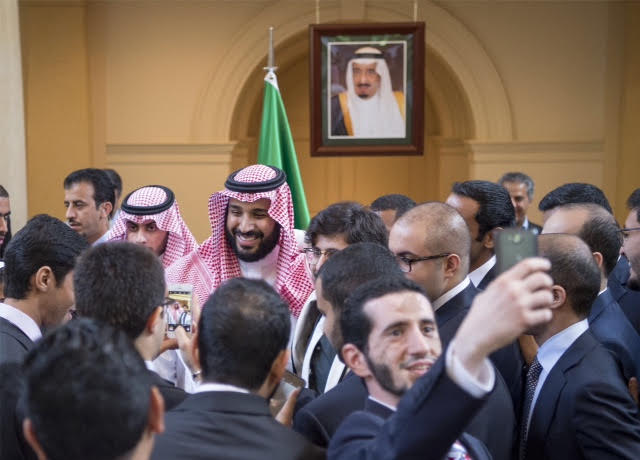 السيلفي حاضر في لقاء محمد بن سلمان ‫(1)‬ ‫‬