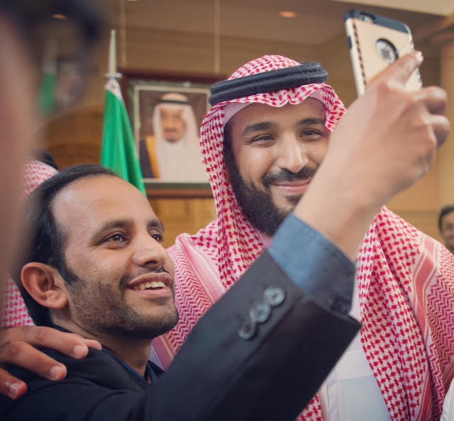 السيلفي حاضر في لقاء محمد بن سلمان ‫(1)‬