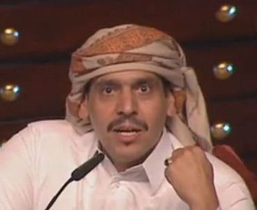 الشاعر القطري محمد بن الذيب يغادر السجن بعفو الأمير تميم