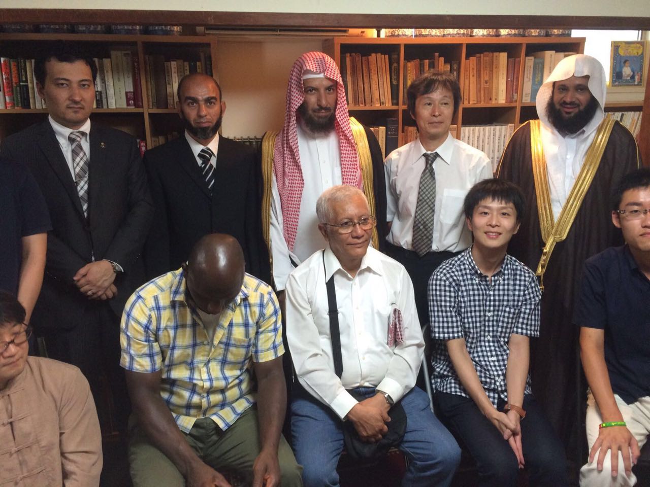 شاهد بالصور .. الشيخ الشثري يفتتح المكتبة العربية الإسلامية في اليابان