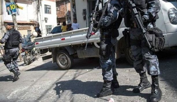 حظ عاثر يوقع لصًّا في قبضة الشرطة بالبرازيل