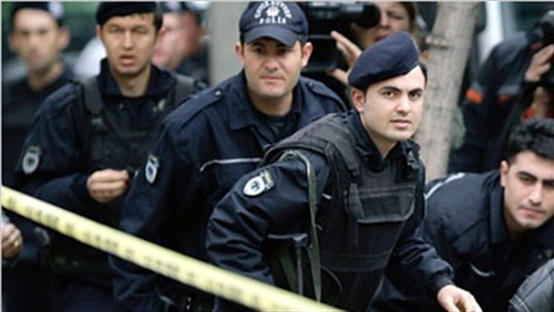إقالة 5 من قادة الشرطة التركية لتورطهم في قضايا فساد