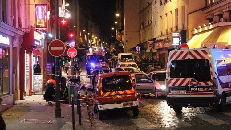 الشرطة الفرنسية تُصفي شخصًا طعن شرطيًا واحتجز أسرته بباريس