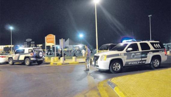 الإطاحة بـ 3 أشخاص روّجوا المخدرات عبر مواقع التواصل في #الرياض