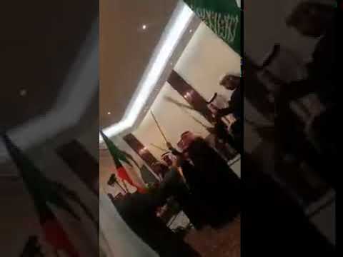 بالفيديو.. داود الشريان يرقص بالسيف في زفاف ابنته بالكويت