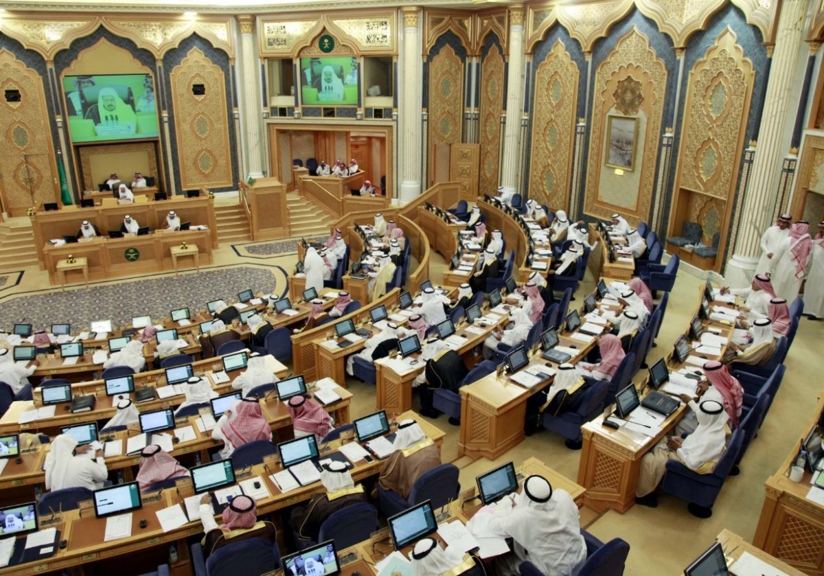 مجلس #الشورى يطالب وزارة البترول بالعمل على استقرار سوق النفط