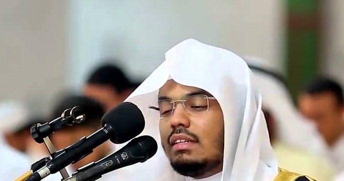 من هو الشيخ ياسر الدوسري الذي سيؤم المصلين بالمسجد الحرام في رمضان؟