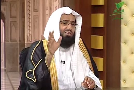 بالفيديو.. ماذا قال الدكتور عبدالعزيز الفوزان عن تفجير مسجد #طوارئ_عسير؟