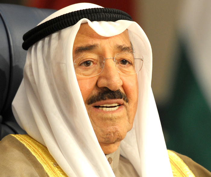 مرسوم أميري بحل مجلس الأمة الكويتي واستقالة الحكومة