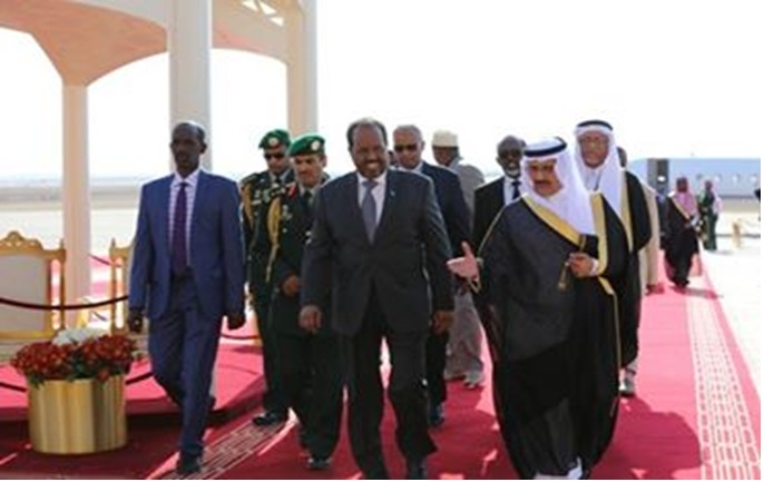صحيفة صومالية تعتبر زيارة رئيسها للرياض خطوة في سبيل التقدم