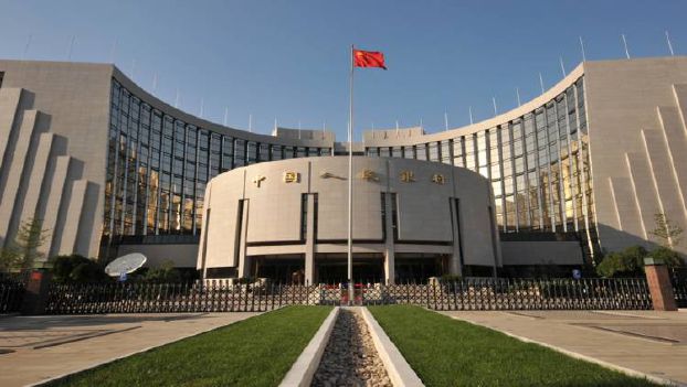 الصين تشدد الرقابة على البنوك في 2018 لتقليص الأخطار المالية