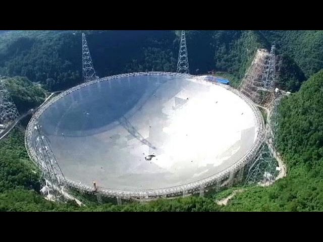 شاهد.. الصين تُدشن أكبر تلسكوب في العالم!