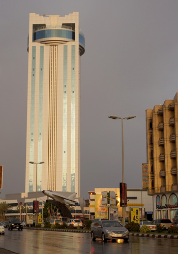 مطالبات بالوقوف على أسباب تعثر المشاريع في الطائف