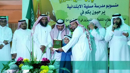 الطالب “سعود السلامي” يحقق المركز الأول بمسابقة درع التفوق