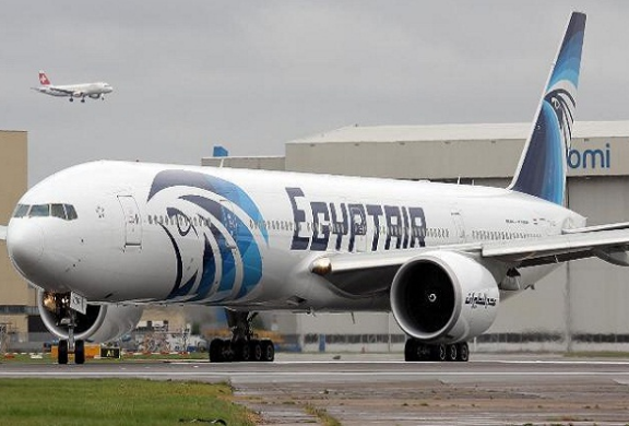مصادر بوزارة الطيران المصري تؤكد سقوط الطائرة في المتوسط