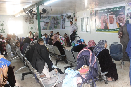 العيادات التخصصية تصرف 1760 وصفة طبية للأشقاء السوريين