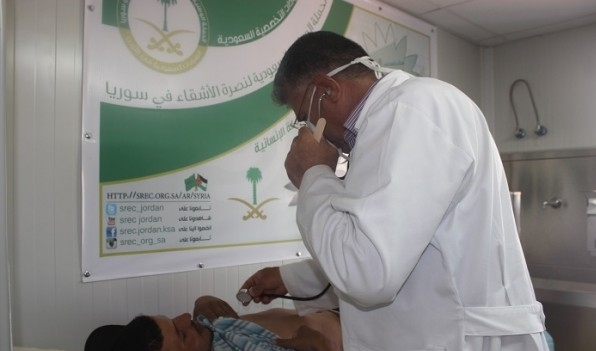 العيادات السعودية تعالج 3034 حالة مرضية لأبناء اللاجئين السوريين في الزعتري