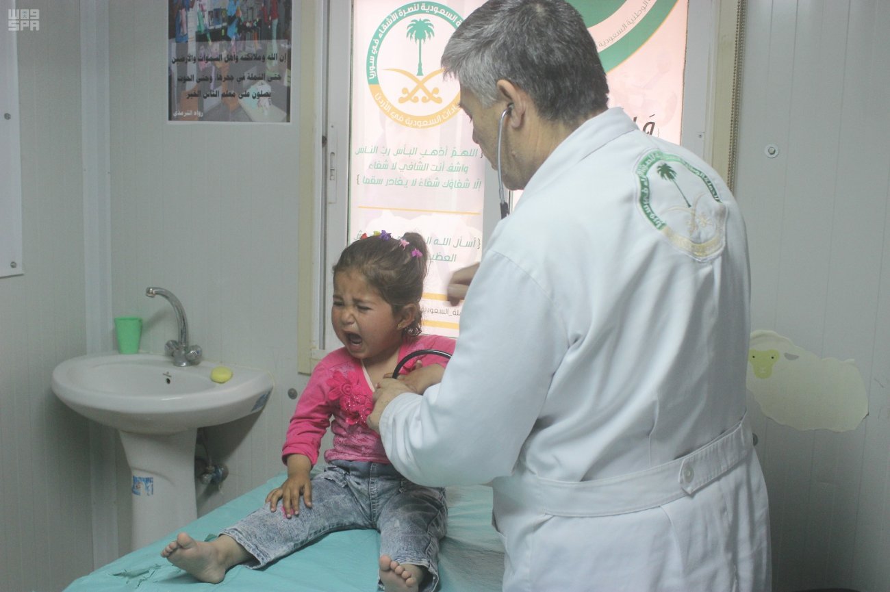 أيادي السعودية البيضاء تمتد إلى 3139 مرضيًا سوريًا في مخيم الزعتري خلال أسبوع